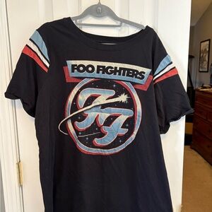 Foo Fighters Women’s Black Graphic T-Shirt